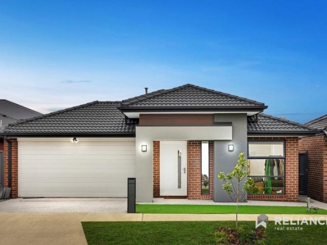 Double Lounge | Brick Home | Alfresco | Upgraded Façade | $550 Per Week Rental Potential!