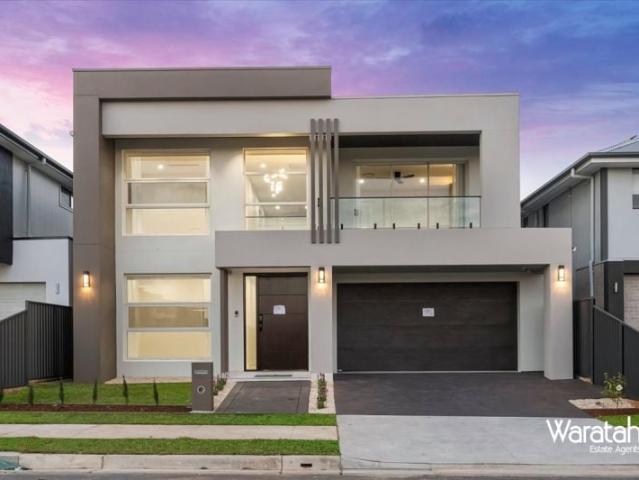 Double Level 5 Bedroom Family Home!