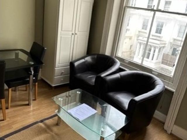 Double Mezzanine Studio To Rent