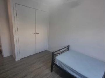 Double Sized Room for rent in a Rooming House/Shared Accomodation in Flora Hill