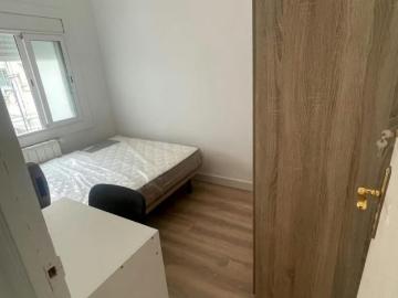 Double spacious bedroom in a Calm and Well Connected Area