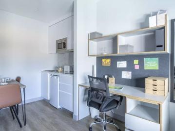 Double Studio Standard in Seville