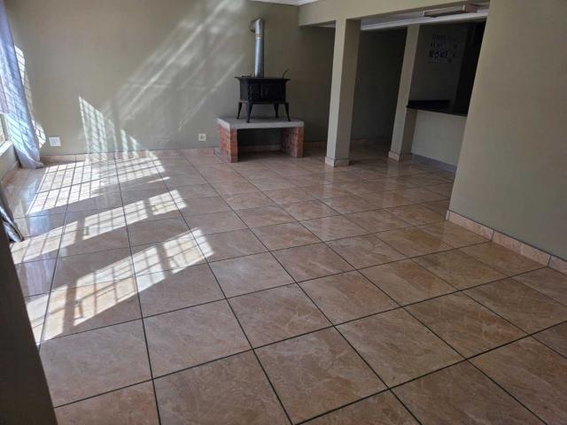 Double storey apartment to rent in Middelburg Central Mpumalanga Central