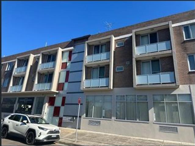 DOUBLE STOREY GEM!