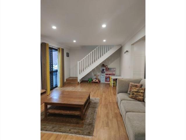 Double Storey Home with Stunning Views in Jindalee