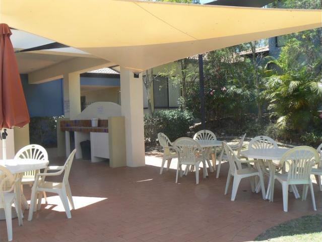 Double storey townhouse in neat and tidy gated complex