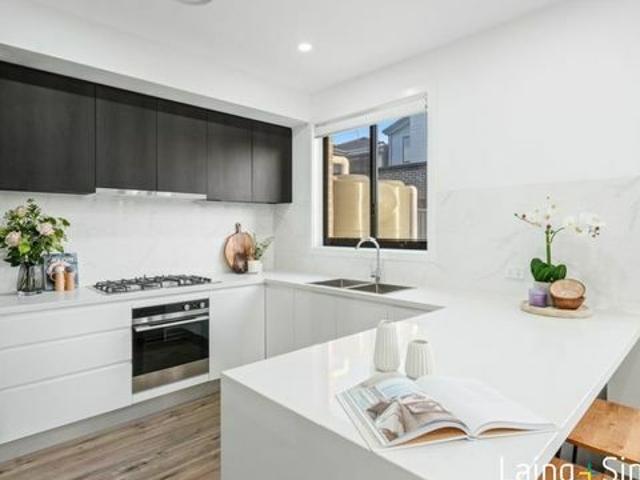 Double Storey Townhouse in Riverstone!