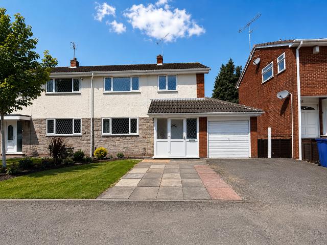 Double Row, Dudley DY2, 3 bed semi detached house to rent, £1,100 pcm | PrimeLocation