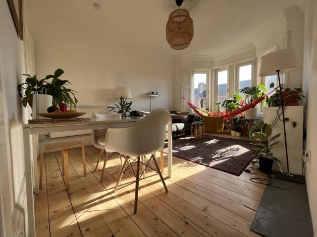 Double Room on a 2 Bedroom Flat with no room mates