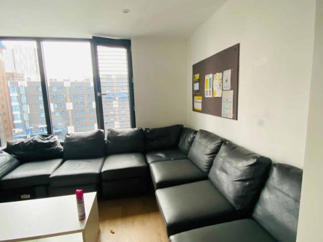 Double Wheelchair Accessible Studio