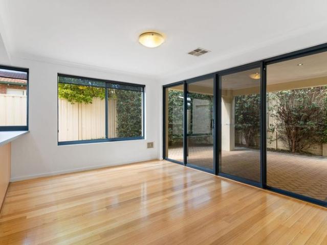DOUBLE TAKE ON THIS DOUBLEVIEW BEAUTY!