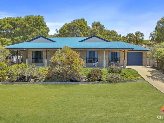 DOUBLE THE LAND, DOUBLE THE OPPORTUNITY SEA & ISLAND VIEWS!