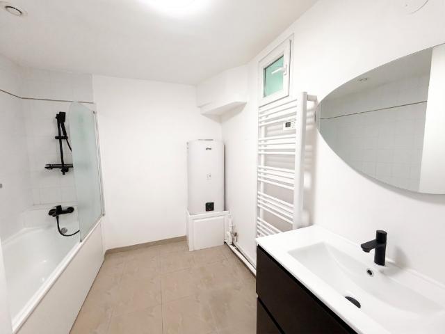 Douceur de vivre et rénovation soignée en campagne vallonnée