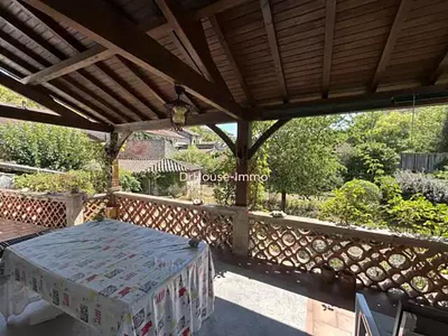Douelle 46140 Achat / Vente maison 6 pièces t6 au dernier étage terrasse