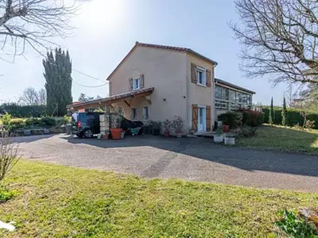 Douelle 46140 Achat / Vente maison 7 pièces t7 parking