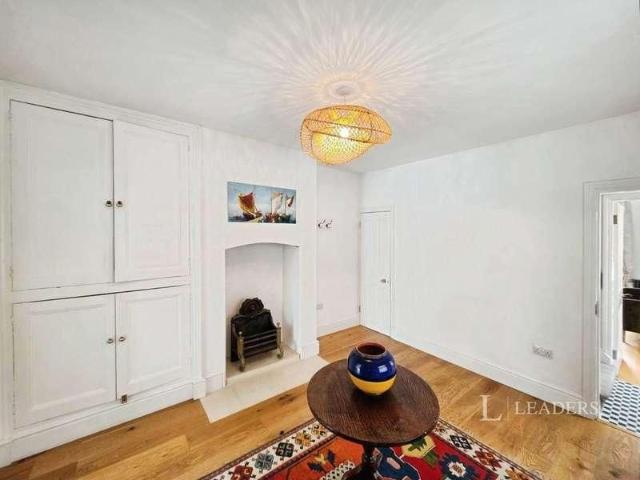 Doughty Street, Stamford, PE9