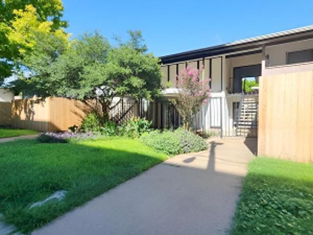 Douglas Ave Apt 121