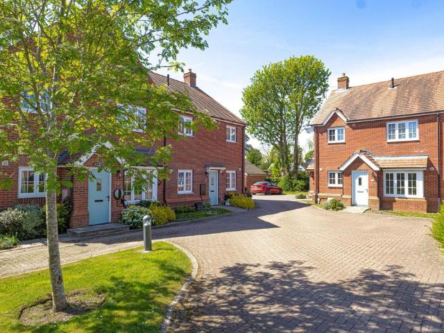 Douglas Close, Hartford, CW8 2 bed apartment to rent £950 pcm £219 pw