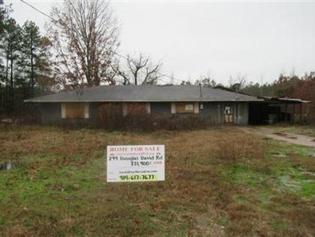 Douglas Davis Rd