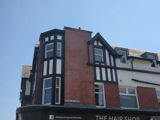 Douglas Road, Colwyn Bay LL29, 3 bed flat to rent, £995 pcm | PrimeLocation