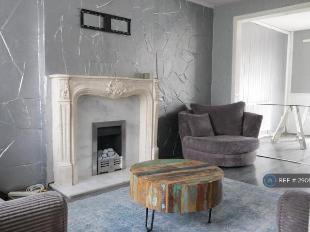 Douglas Road, Liverpool, L4 3 bed semi detached house to rent £1,100 pcm £254 pw