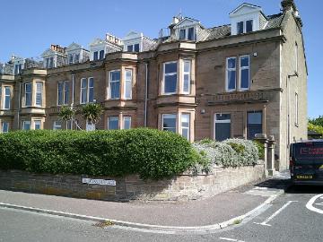 Douglas Terrace, Broughty Ferry, Dundee DD5, 2 bed end terrace house to rent, £1,500 pcm | PrimeLocation