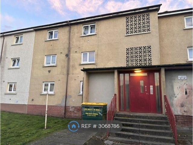 Douglas View, Coatbridge ML5, 2 bed flat to rent, £850 pcm | PrimeLocation