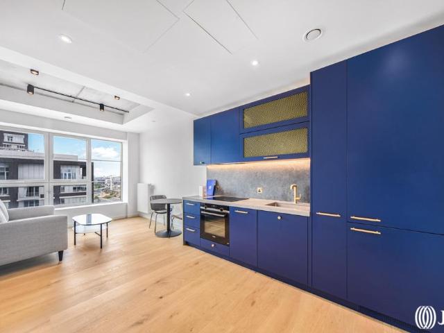 Douglass Tower, Goodluck Hope Walk, E14 Studio to rent £2,080 pcm £480 pw