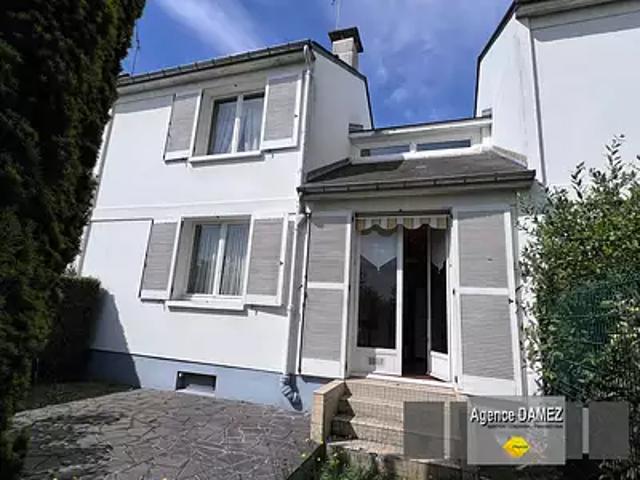 Dourdan 91410 Achat / Vente maison 4 pièces t4 au dernier étage terrasse