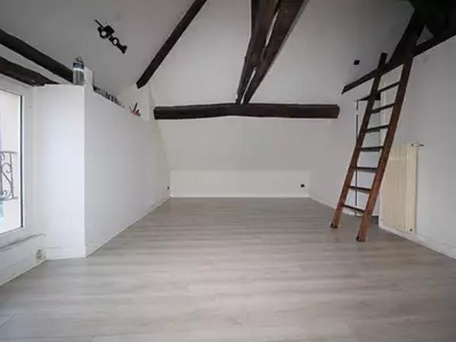 Dourdan 91410 Location appartement 2 pièces t2 au dernier étage cave