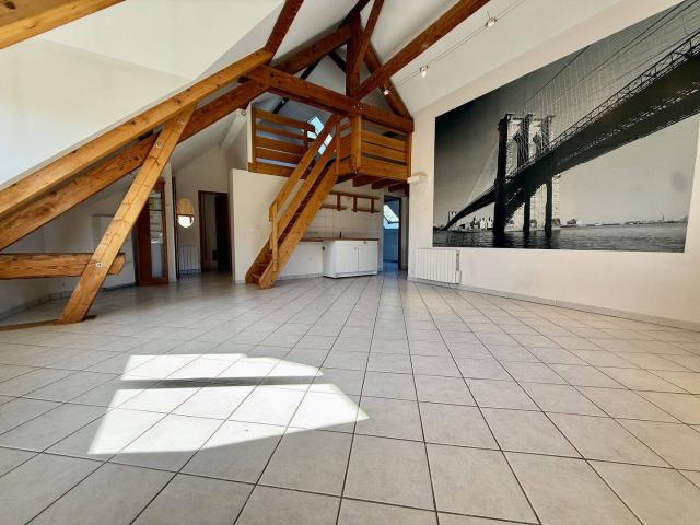 DOUSSARD APPARTEMENT TYPE 3/4 Garage