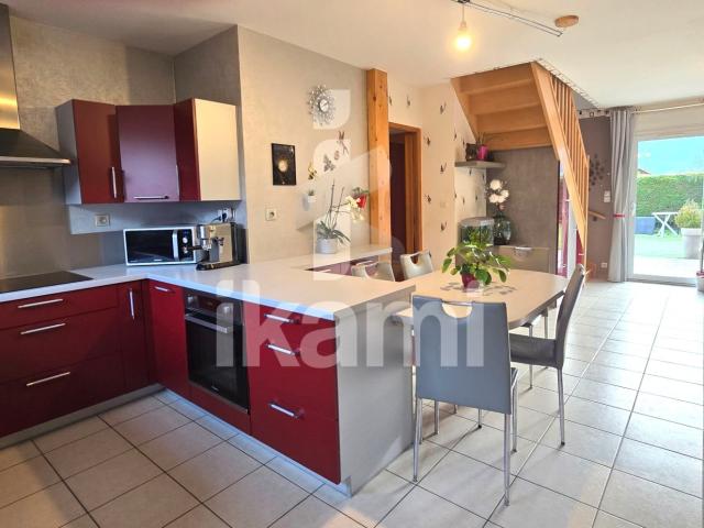 DOUSSARD Maison 6 pièces Terrain plat 1 064 m2 149m² Doussard