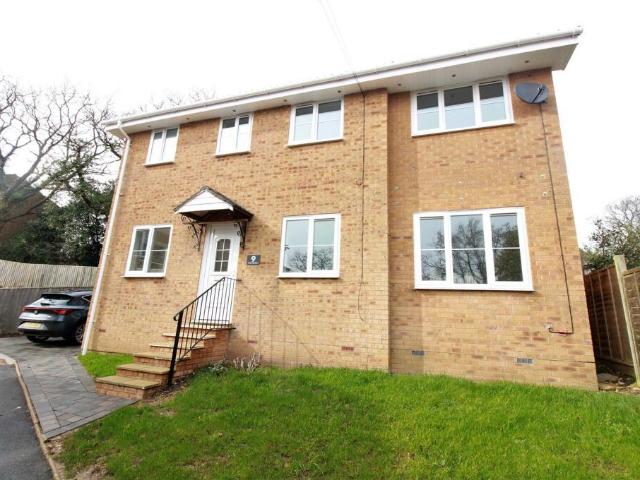 Dove Close, St Helens, Ryde, Isle Of. 3 bed detached house to rent £1,100 pcm £254 pw