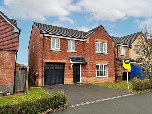 Dove Close, Sutton Grange, Shrewsbury 4 bed detached house to rent £1,550 pcm £358 pw