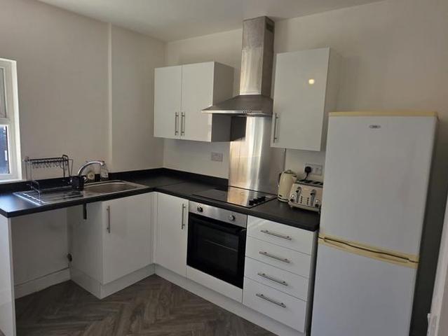 Dove House, Stockport, SK1 1 bed flat to rent £875 pcm £202 pw
