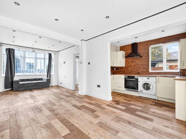 Dovedale Avenue, Ilford IG5, 3 bed semi detached house to rent, £2,750 pcm | PrimeLocation