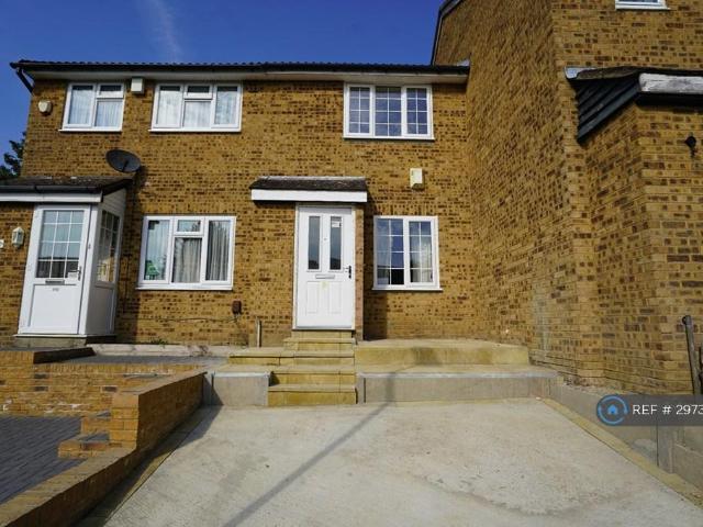 Doveney Close, Orpington, BR5 2 bed detached house to rent £1,850 pcm £427 pw
