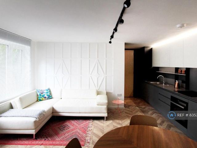 Dover Court, London, N1 1 bed flat to rent £2,250 pcm £519 pw
