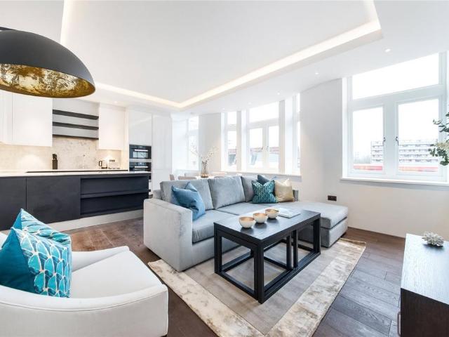 Dover House, 170 Westminster Bridge. 3 bed apartment to rent £5,300 pcm £1,223 pw