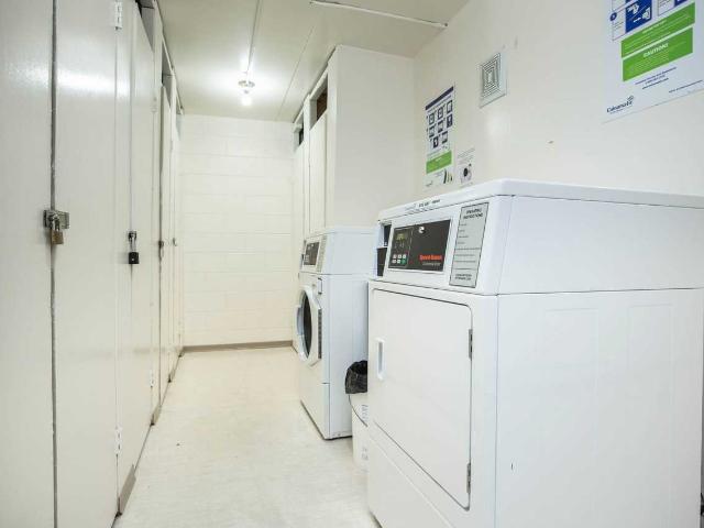 Dover Place 1 Bedroom Apartment for Rent at 800 Corydon Ave, Winnipeg, MB R3M 0Y3 Earl Grey