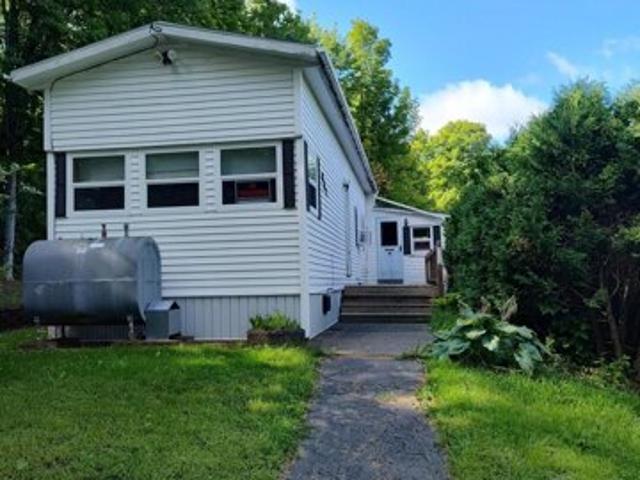 Dover Rd, Dexter, Home For Sale