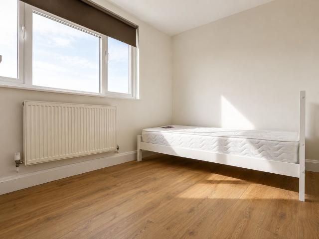 Dover Road N9, Property to rent, £750 pcm | PrimeLocation