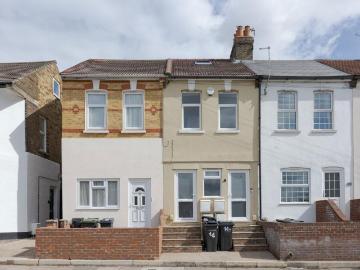 Dover Road East, Gravesend DA11 0RG 1 bed flat to rent £1,095 pcm £253 pw