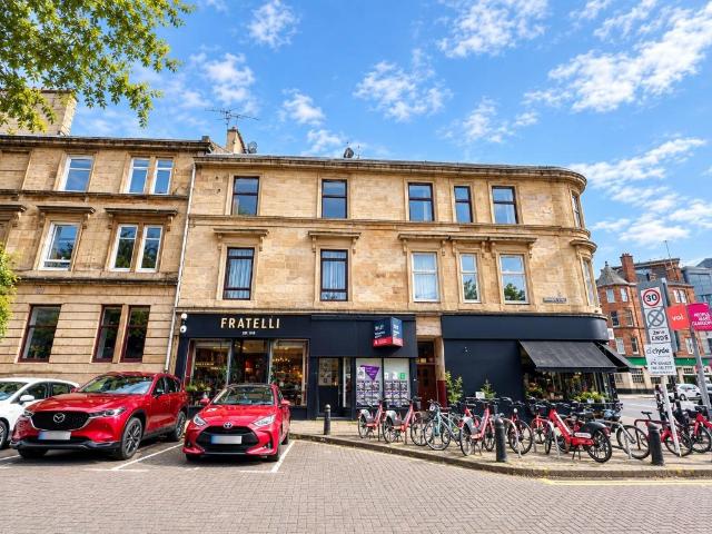 Dowanhill Street, Dowanhill, Glasgow. 2 bed flat to rent £1,195 pcm £276 pw
