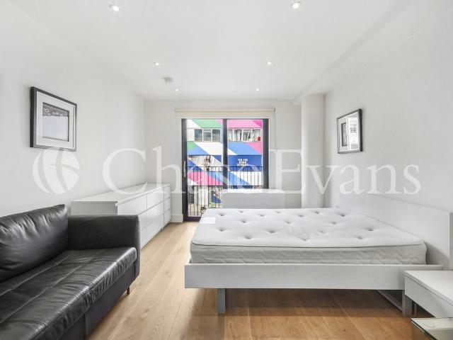 Down Place, The Kingsley, Hammersmith, London W6, Studio to rent, £1,875 pcm | PrimeLocation