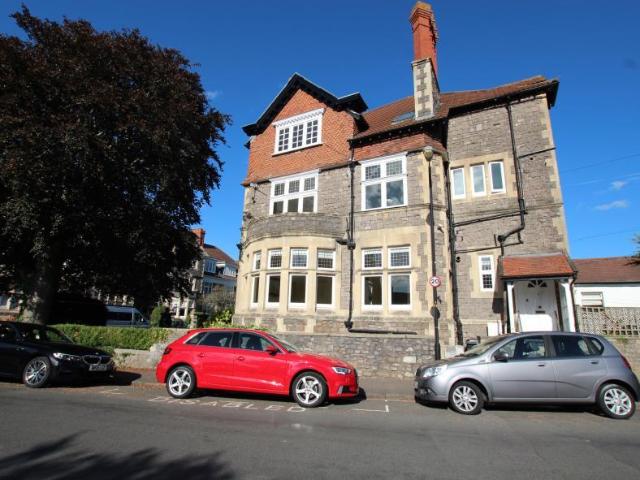 Downleaze, Bristol BS9 3 bed apartment to rent £1,750 pcm £404 pw