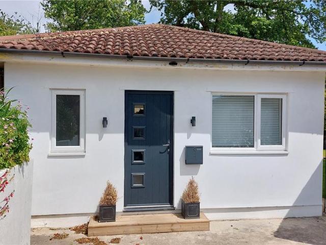 Downs Road, East Sussex TN34 2 bed bungalow to rent £1,150 pcm £265 pw