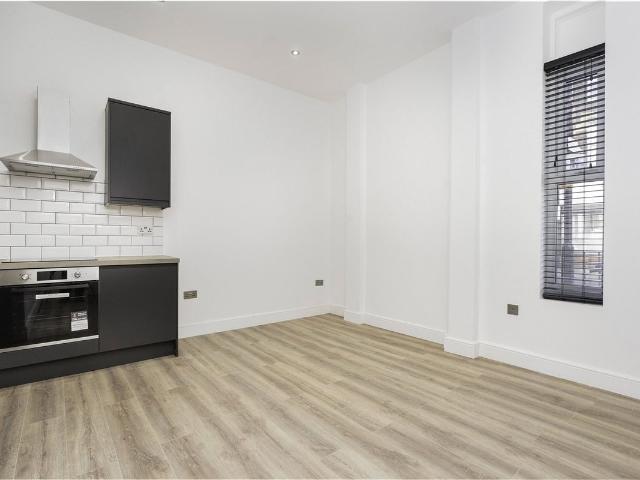 Downs Road, London E5, Studio to rent, £1,400 pcm | PrimeLocation