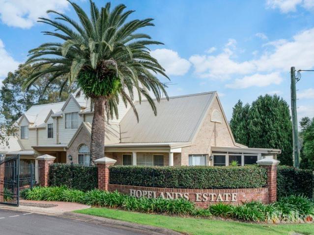 Downsize without compromise at Hopelands Estate for over 55s