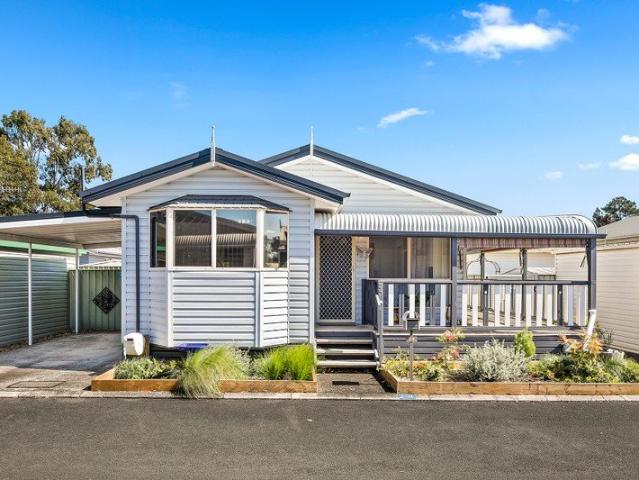 DOWNSIZE IN STYLE AT LAKELINE OVER 55'S LIFESTYLE VILLAGE